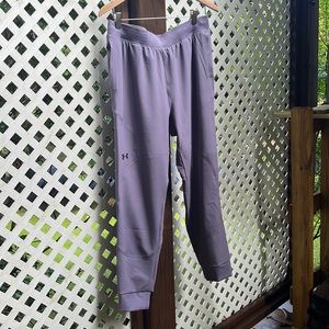 Under Armour Unstoppable Joggers, W size large, new with tag, purple/lavender